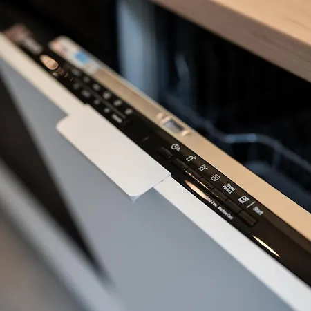 Good Things Near Center Ceglana Street & Parking - Blisko Szpitali Okulistyka Euromedic Mswia Katowice