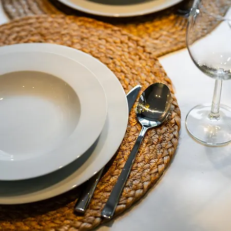 Good Things Near Center Ceglana Street & Parking - Blisko Szpitali Okulistyka Euromedic Mswia