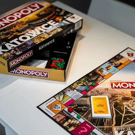 Good Things Near Center Ceglana Street & Parking - Blisko Szpitali Okulistyka Euromedic Mswia 아파트 *