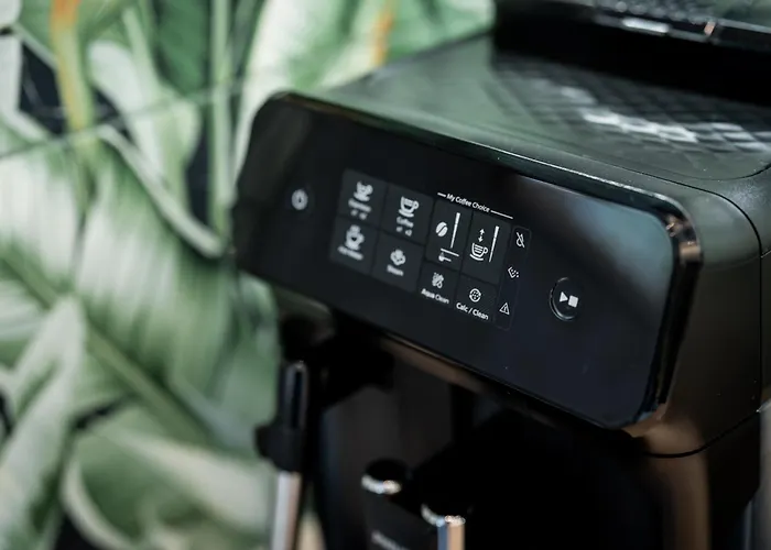 Good Things Near Center Ceglana Street & Parking - Blisko Szpitali Okulistyka Euromedic Mswia アパート