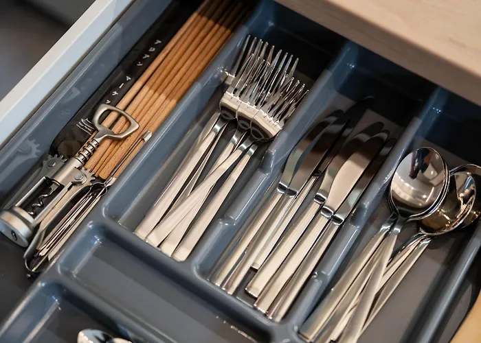 Good Things Near Center Ceglana Street & Parking - Blisko Szpitali Okulistyka Euromedic Mswia * Katowice