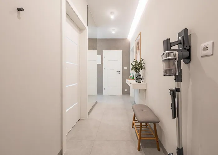 アパート Good Things Near Center Ceglana Street & Parking - Blisko Szpitali Okulistyka Euromedic Mswia *