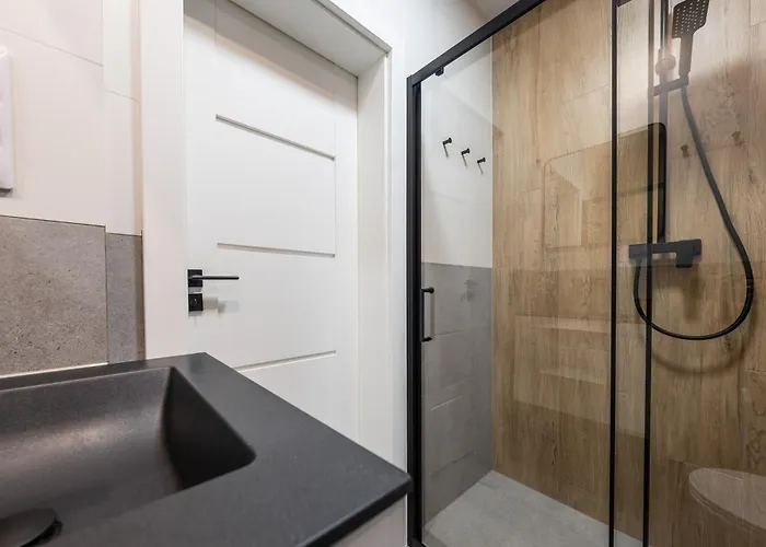 Lejlighed Good Things Near Center Ceglana Street & Parking - Blisko Szpitali Okulistyka Euromedic Mswia